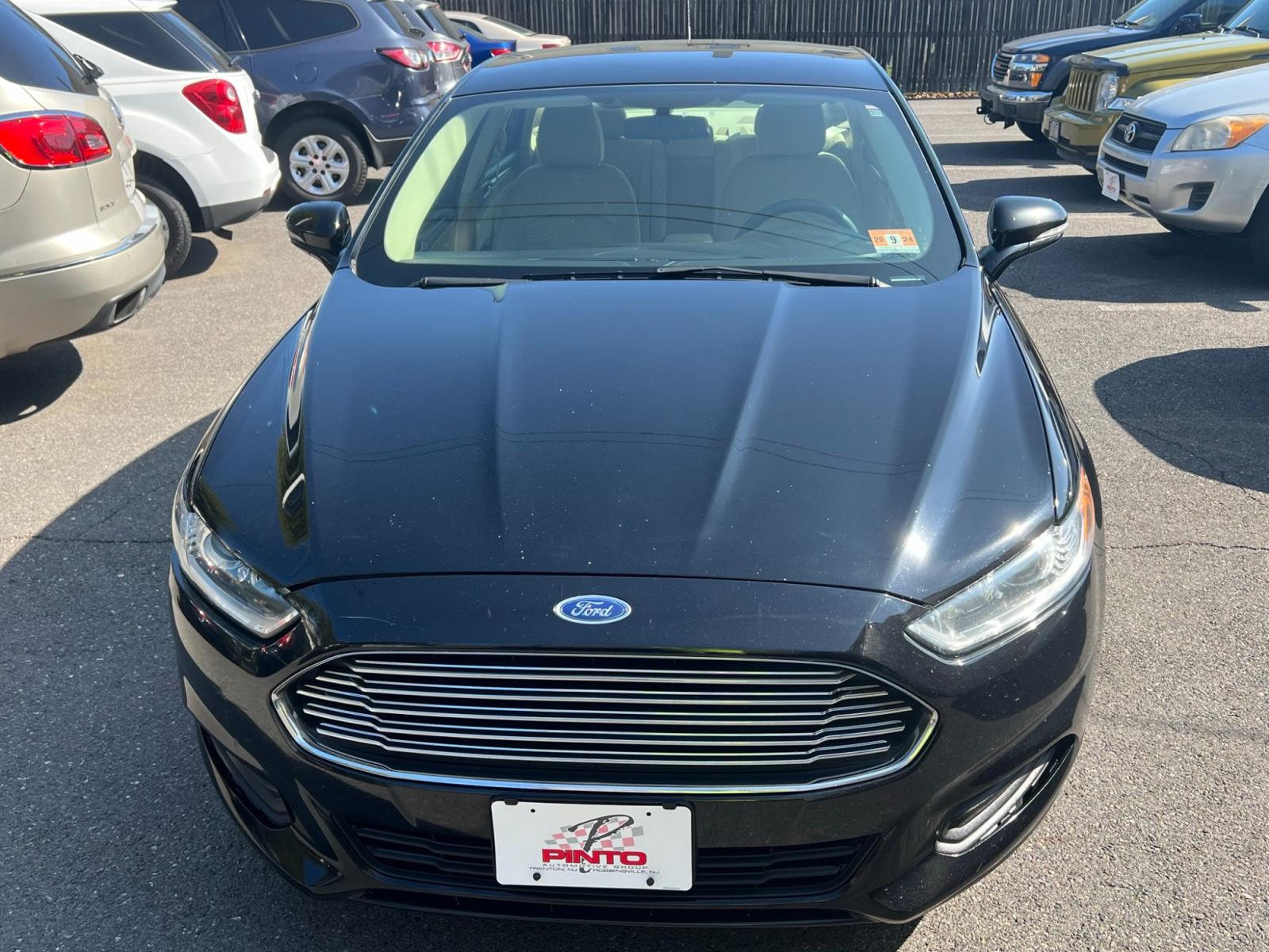 2016 BLACK /Beige Ford Fusion (3FA6P0H78GR) , located at 1018 Brunswick Ave, Trenton, NJ, 08638, (609) 989-0900, 40.240086, -74.748085 - Just Arrived! 2016 Ford Fusion | Loaded up | Just Serviced | $8,995 | Call Now! This Vehicle will not last long!!! Pinto Auto Group PintoAutoGroup.com 609-989-0900 - Photo #4